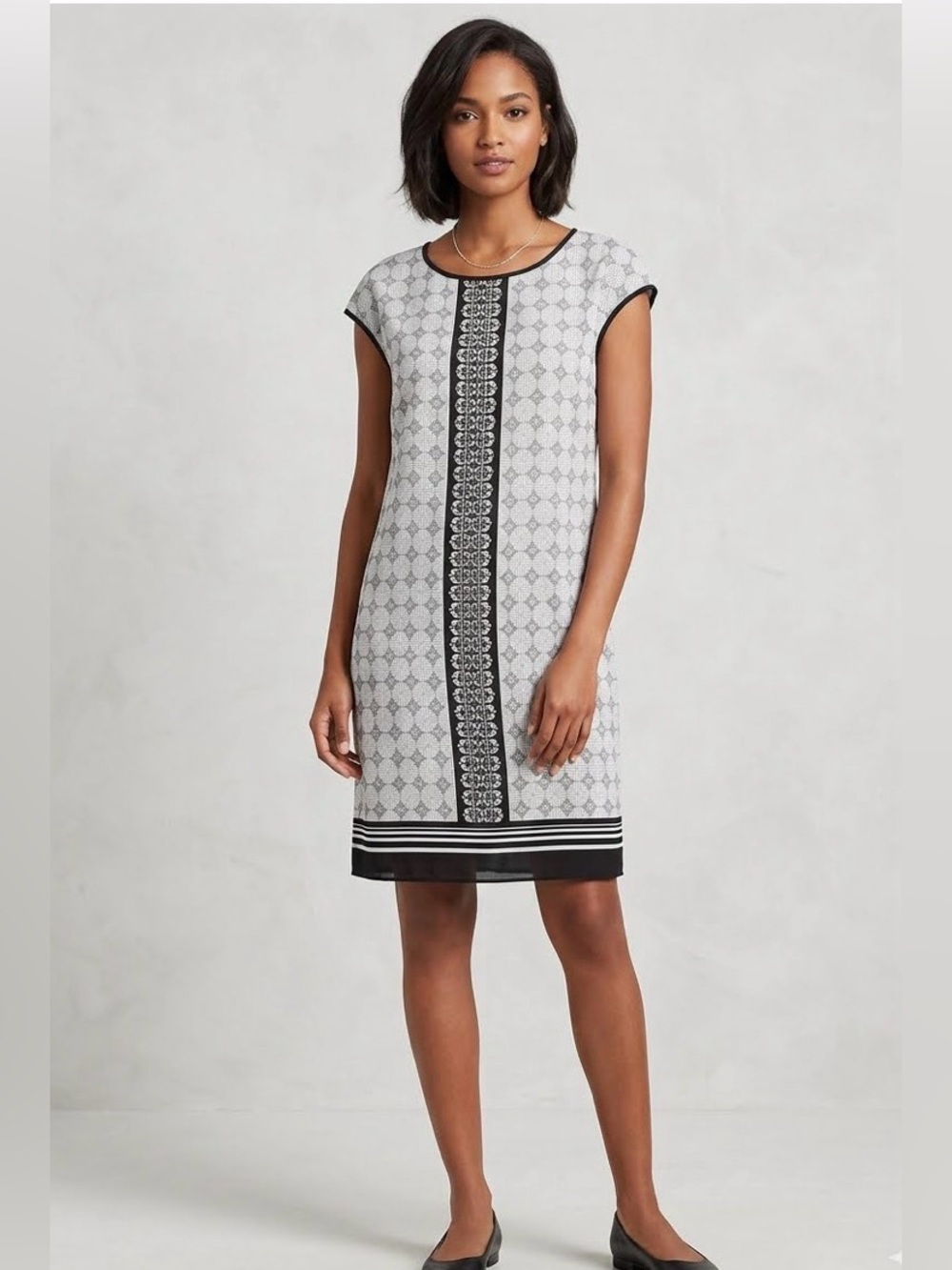 Max Studio Casual Geometric Pattern Black and White Dress Size Small EUC